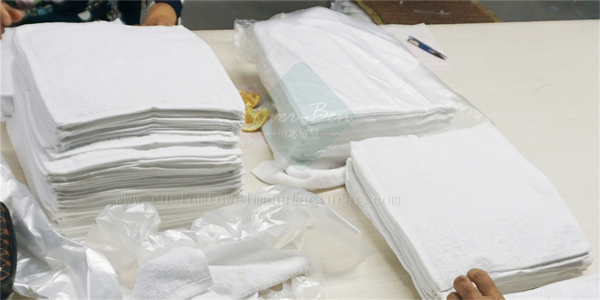 China Bulk White large Hand Towels Wholesale White washcloth supplier